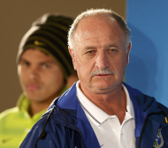 Официално: Бразилия уволни Сколари