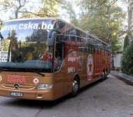 Автобусът на ЦСКА се счупи