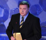 Емил Костадинов пред БЛИЦ: Павел Панов ще води младежите