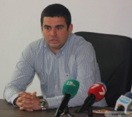 Шеф в &quot;Ботев&quot; (Пловдив): Замразяваме проекта за стадиона