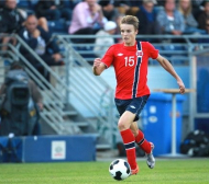 Норвегия с 15-годишен срещу България