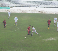 Локомотив (Горна Оряховица) благодари на чистилите снега от стадиона