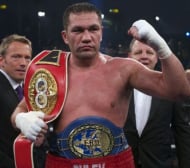 Боксова легенда: Бог помага на Пулев срещу Кличко