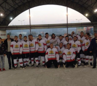 Младежките национали по хокей с победа и загуба срещу мъжете на Македония