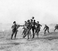 Един век от футболния мач, който спря войната на Коледа