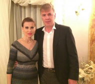 Сираков с актриса в скута на Коледа (СНИМКА)