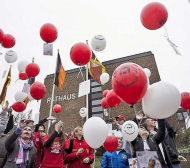 46 балона полетяха над родния град на Шумахер