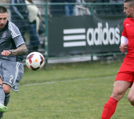 Бандаловски дебютира с 5:0 в Партизан