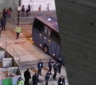 Автобусът на Челси се удари в стена