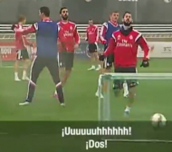 Роналдо тренира бойния вик преди мача с Барса (ВИДЕО)