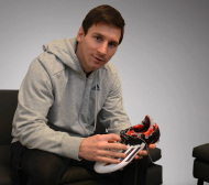 Меси като Роналдо, показа обувките за &quot;Ел Класико&quot;