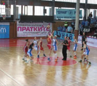 Дунав 8806 разби Хасково 2012 в първи полуфинал