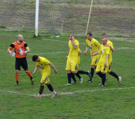 Футболистите на Марица изригнаха срещу съсипващите клуба 
