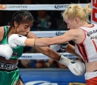 Българка вдигна световната титла по бокс за професионалисти