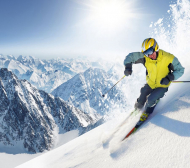 Елитът на световните ски кацна в България