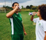 Нефтохимик пие италианска вода за спортисти