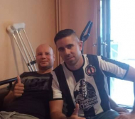 Фенове на Локомотив (Пловдив) дариха пари за свой пострадал съмишленик