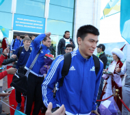 Посрещнаха Мъри и Астана като национални герои (СНИМКИ)