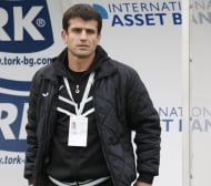 Досегашният треньор на Славия се дърпа да е помощник