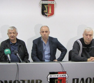 Крушарски обяви причината за треньорската смяна