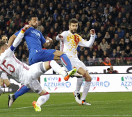Италия и Испания бързо си вкараха по гол (ВИДЕО)