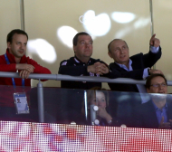 Руският премиер открива Световното по хокей  