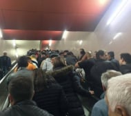 Тълпи заляха метрото заради Стоичков (СНИМКИ)   