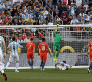 Аржентина без Меси сломи Чили за 8 минути (ВИДЕО)