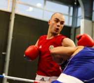 Чамов със силен старт на олимпийската квалификация в Баку