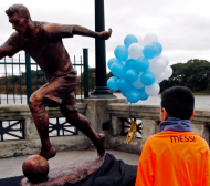 Откриха статуя на Меси в Буенос Айрес