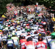 Куриозен завършек на най-тежкия етап в Тур дьо Франс
