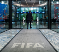 ФИФА дава 4 милиарда долара за 10 години  