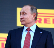 Путин пред Инфантино: Ще оправим стадионите 