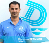 Веско Великов похвали футболистите си