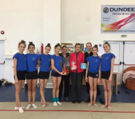 Малки гимнастички зарадваха Илиана Раева с подаръци 