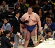 Аоияма с шеста загуба на Големия януарски турнир 