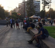 Тотален провал на митинг в подкрепа на Алексис Санчес (ВИДЕО)