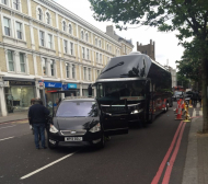 Автобусът на Мидълзбро катастрофира на път за мача с Челси