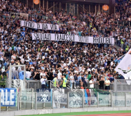 Феновете на Лацио с огромен жест към Тоти