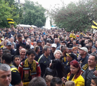Стотици празнуват купата на Ботев (Пловдив) (СНИМКИ+ВИДЕО)  