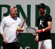  Бивш тенисист: Агаси и Джокович няма да изкарат дълго  