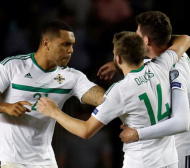 Северна Ирландия ликува в Баку с гол в последните секунди