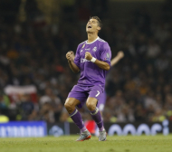 Какво се случва с Кристиано Роналдо и колко може да вземе Реал за него?