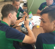 Националите на България U19 в подкрепа на малката Йоана