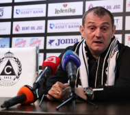 Славия предлага договор на футболиста с най-дългото име