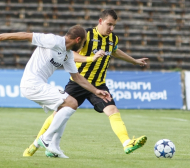 Официално: Ботев Пловдив без Неделев срещу Маритимо