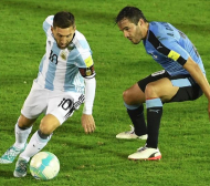 Аржентинската доминация не донесе гол при равен с Уругвай (ВИДЕО)