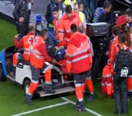 Неприятен инцидент беляза победата на Реал, пано счупи крак на оператор (ВИДЕО)