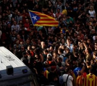Трите каталунски тима подкрепят протестите