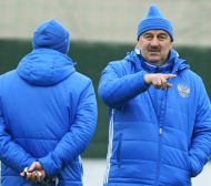 Треньорът на Русия: Няма да сменим стила си заради Меси 